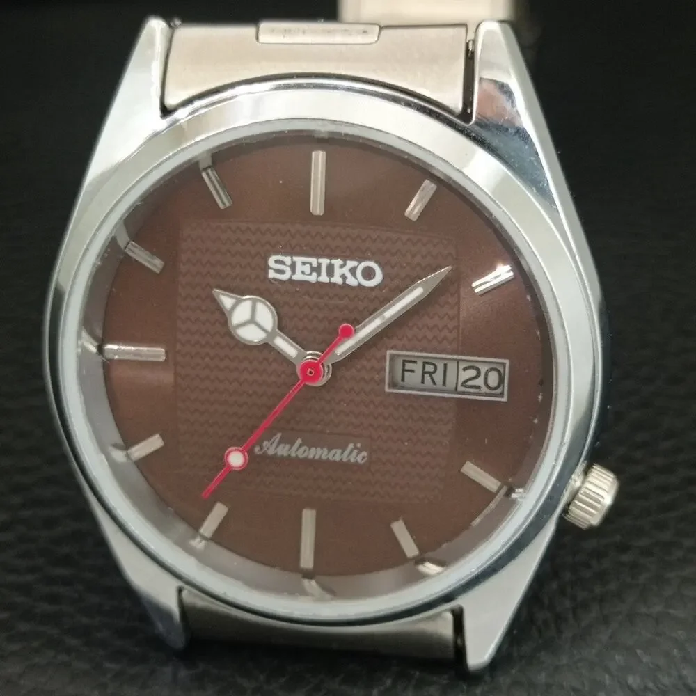 Vintage 1986 Seiko Automatic Mens Silver Watch W/daydate & Brown accents